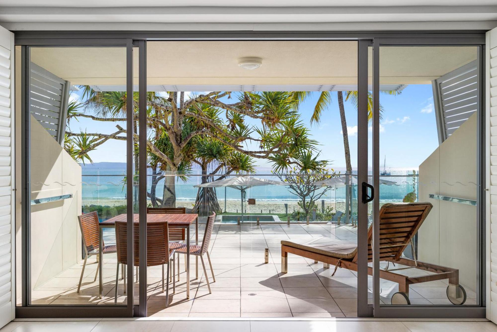 Fairshore 12: Absolute Beachfront, Direct Beach & Pool Access นูซาเฮดส์ ภายนอก รูปภาพ